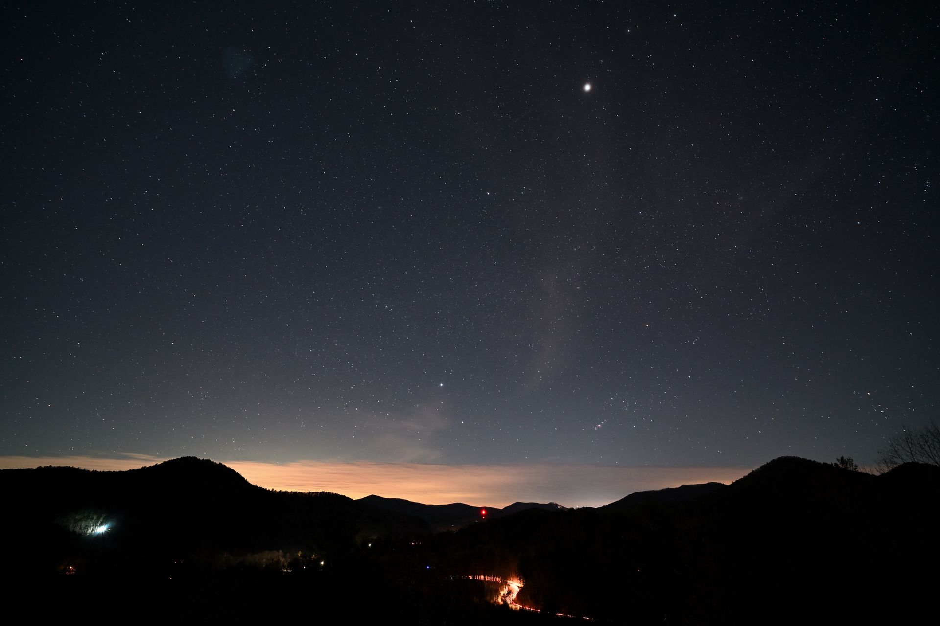 Mercury meets Jupiter today, and here's what to do with that